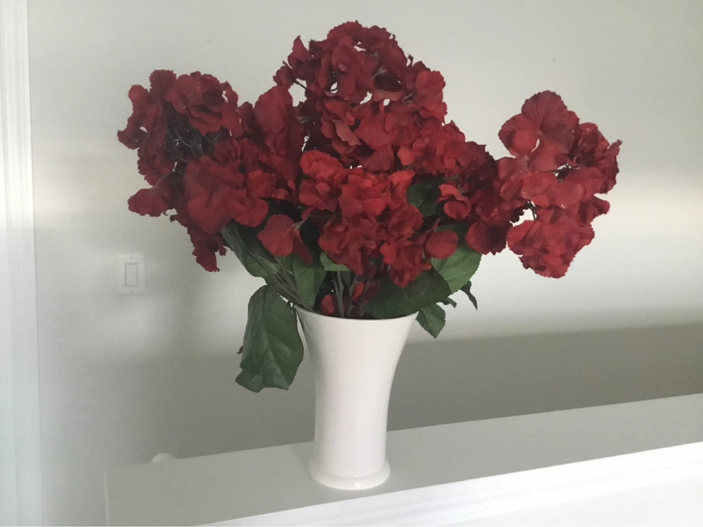 Artificial Red Hydrangea Flowers in White Vase - photo 3