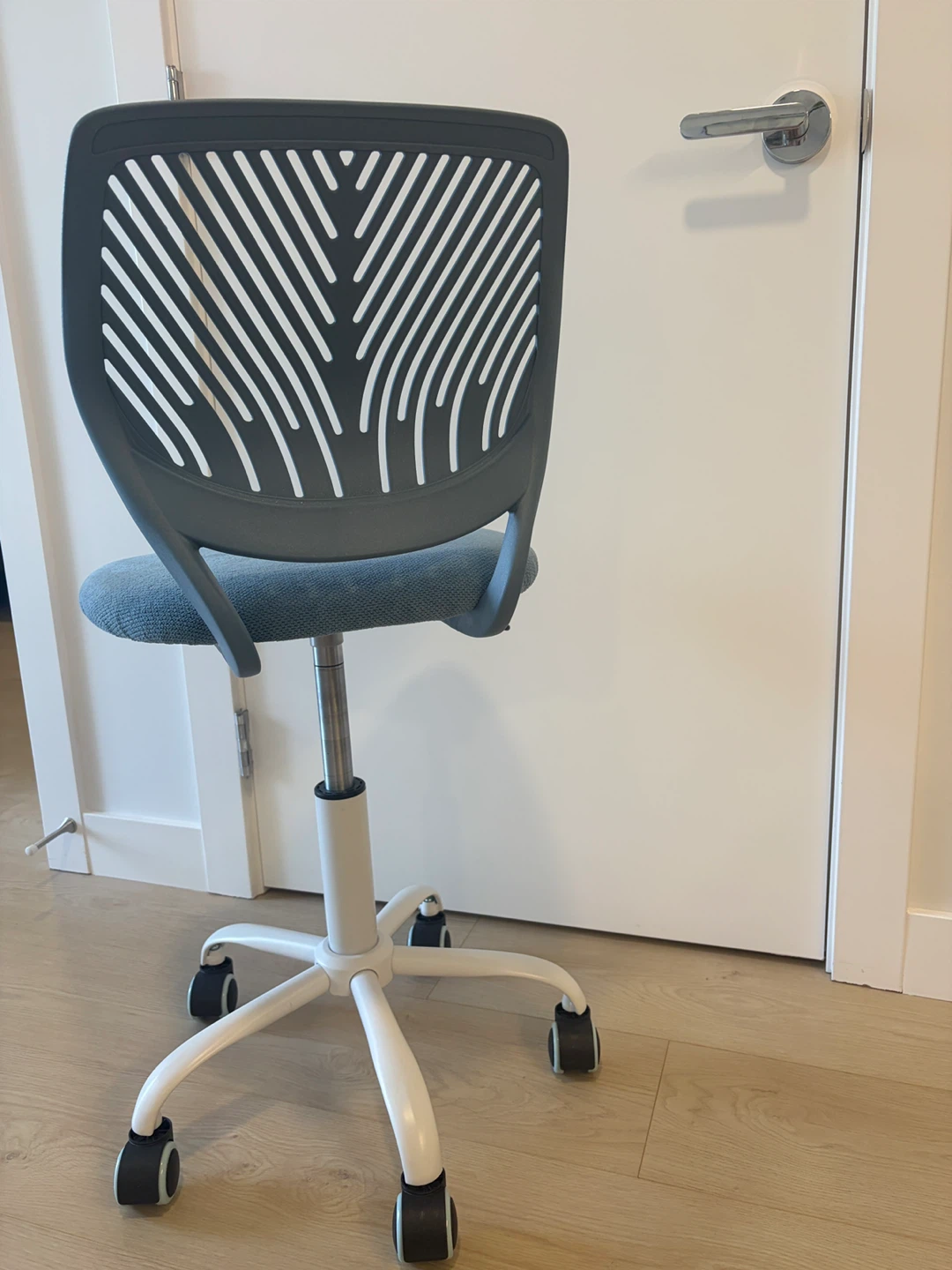 💙Blue Office Chair, Adjustable Tilt for Study Room - photo 2