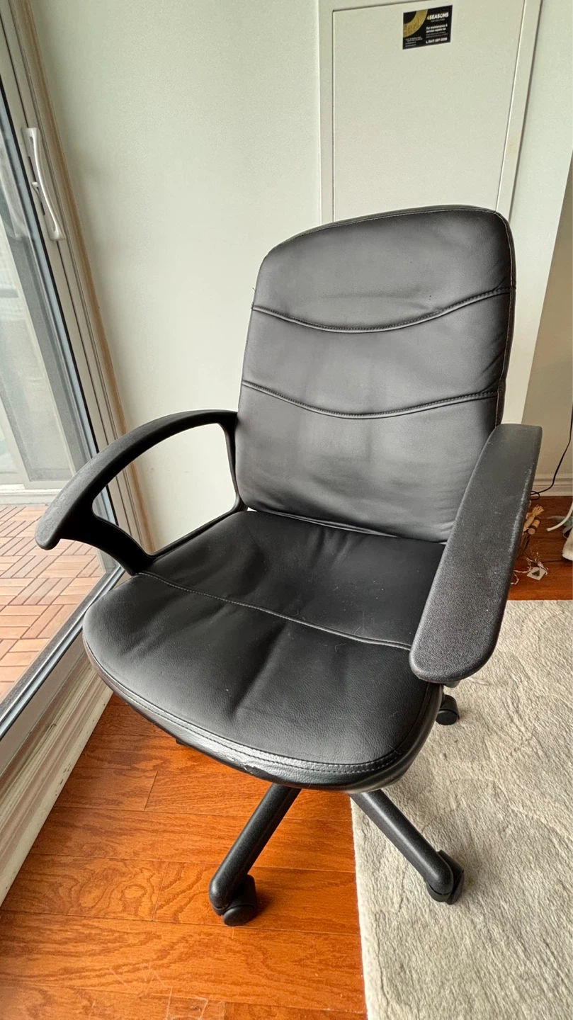 Black Faux Leather Office Chair - photo 2