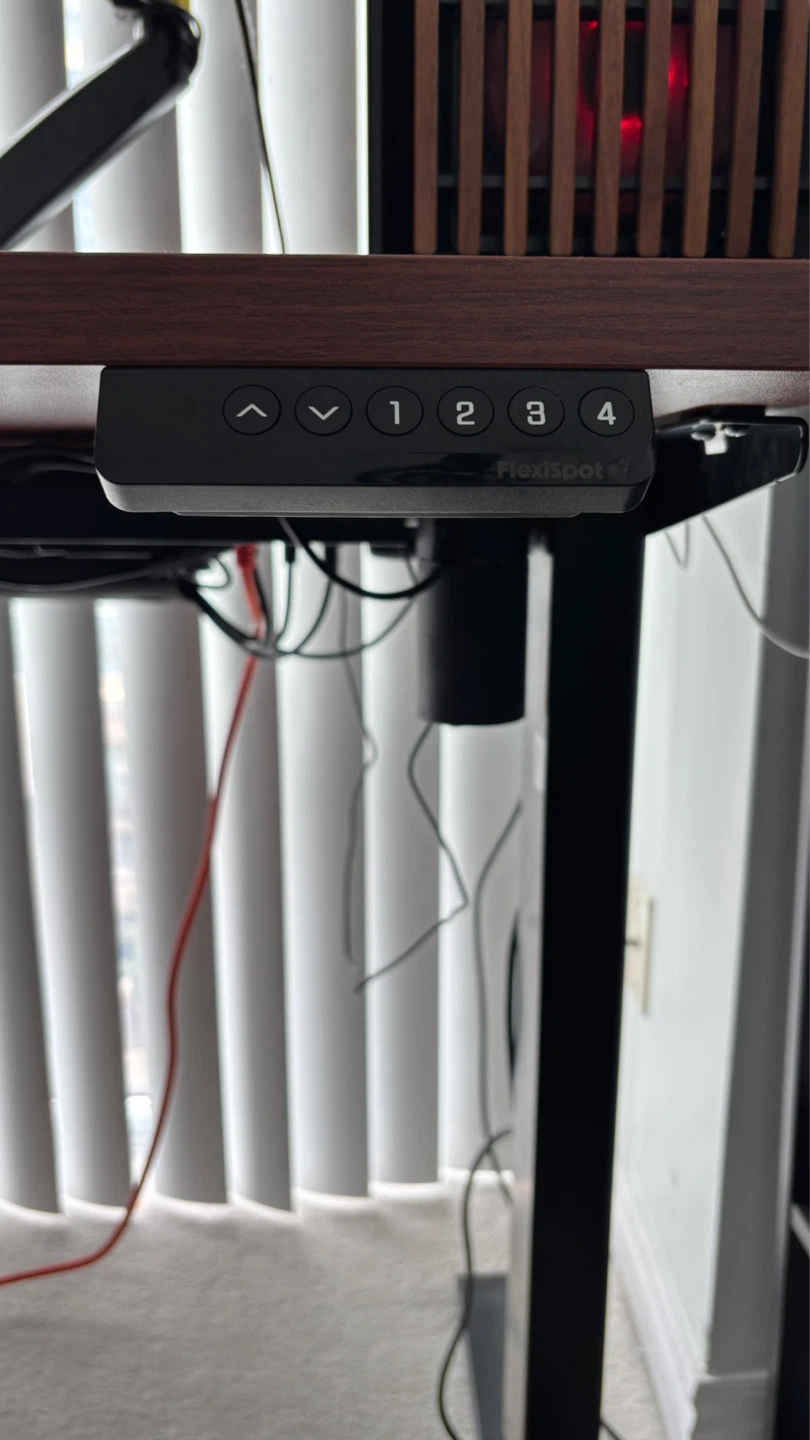 FlexiSpot Standing Desk - photo 4