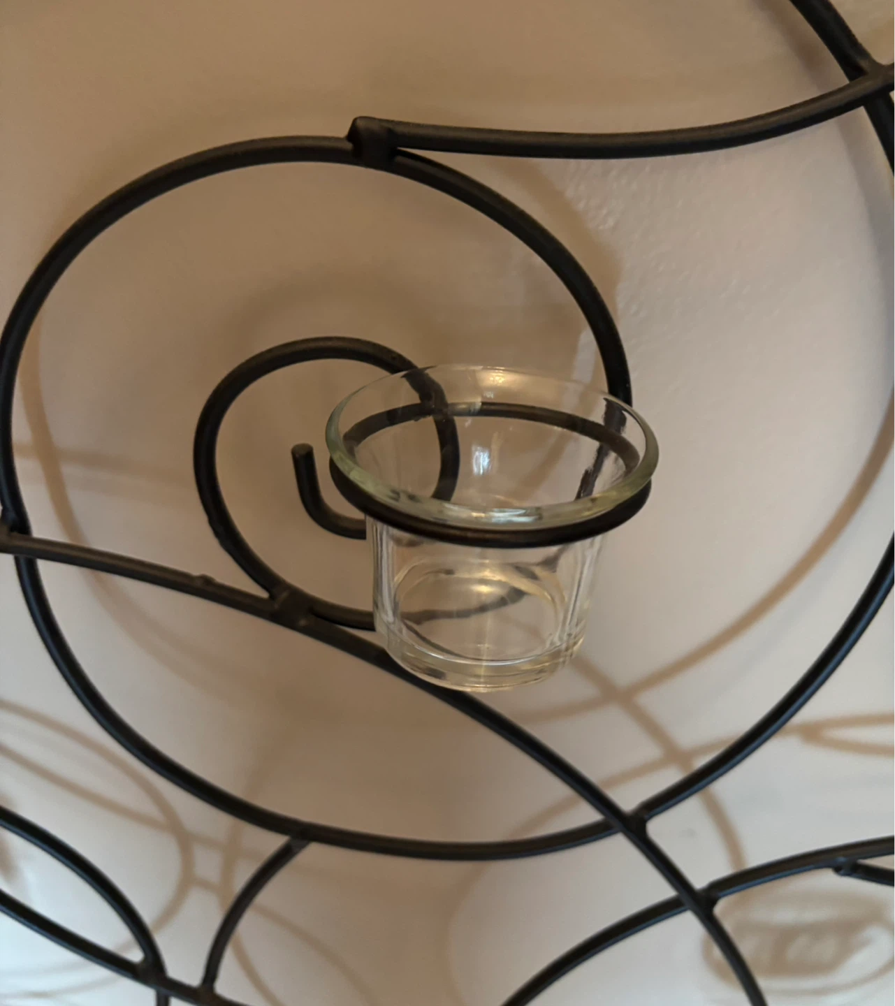 Black Metal Swirl Wall Sconce with 8 Glass Tealight Holders - photo 2