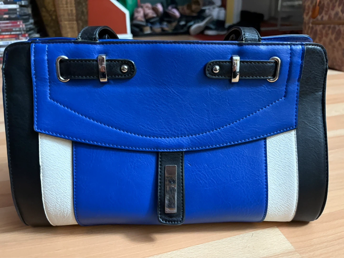 Women’s Purse from Ricki’s $10 firm
