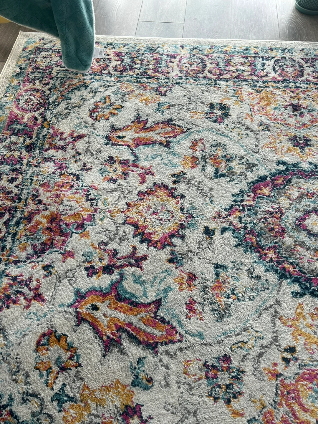 Cheerful Area Rug - photo 3