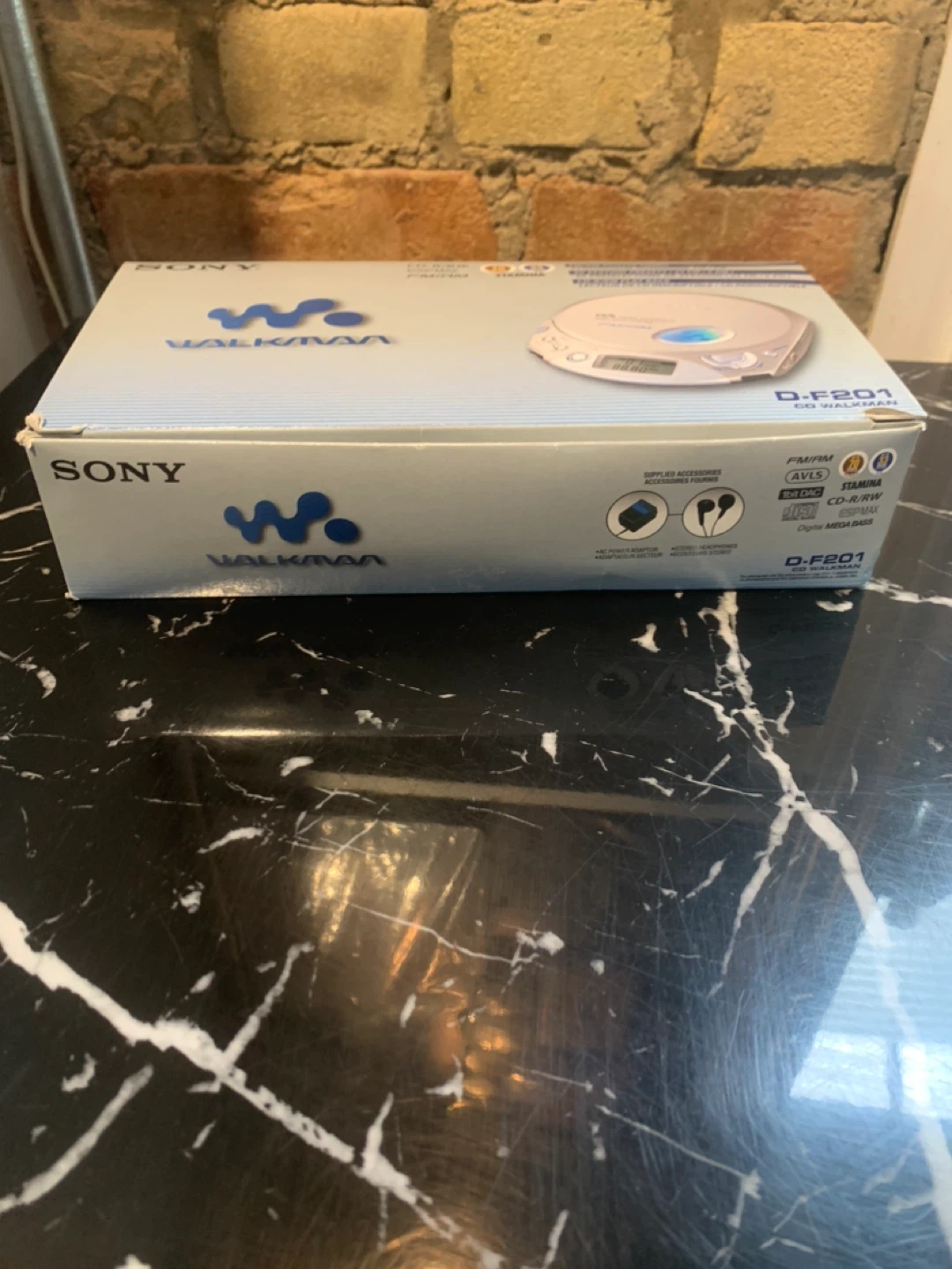 Sony Walkman D-F201 CD Player Silver - photo 2