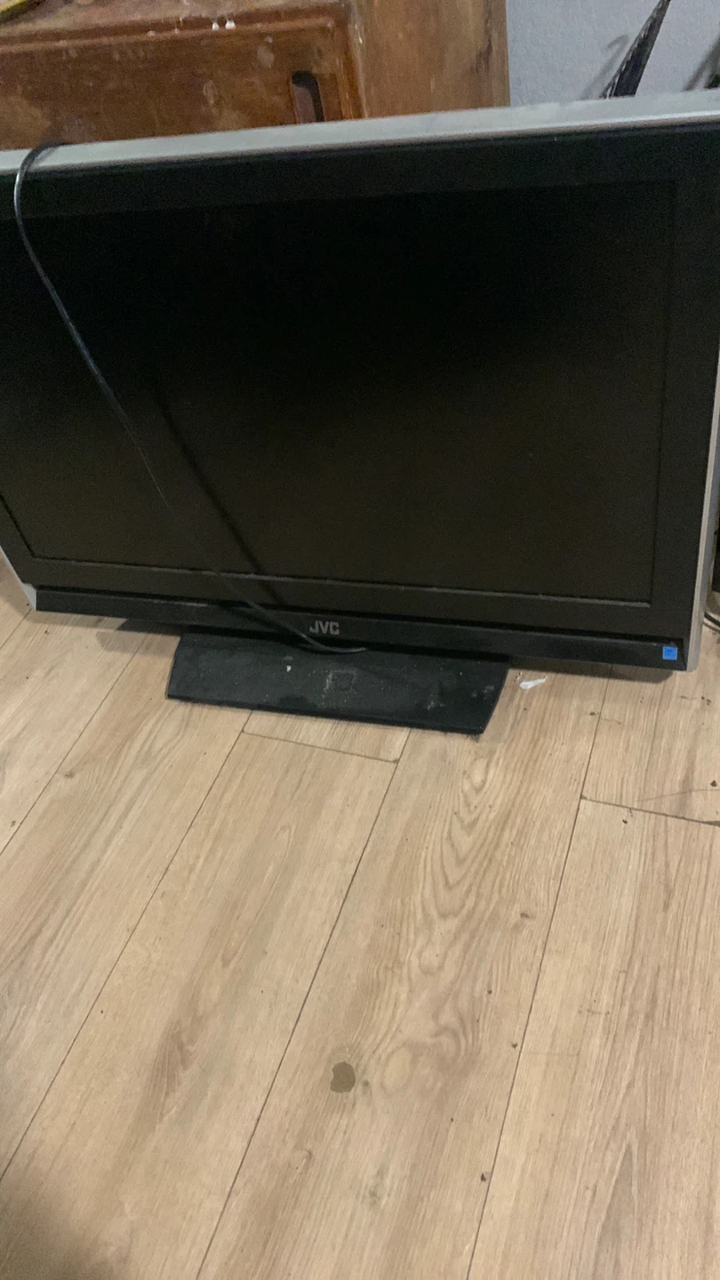 Samsung and JVC Televisions - photo 3