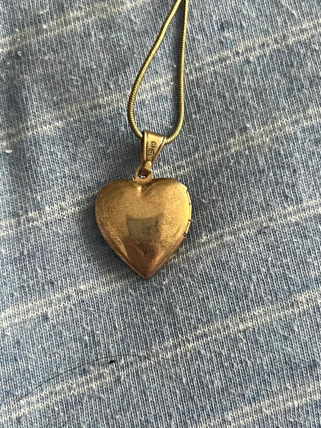 Gold Heart Locket Necklace - photo 3
