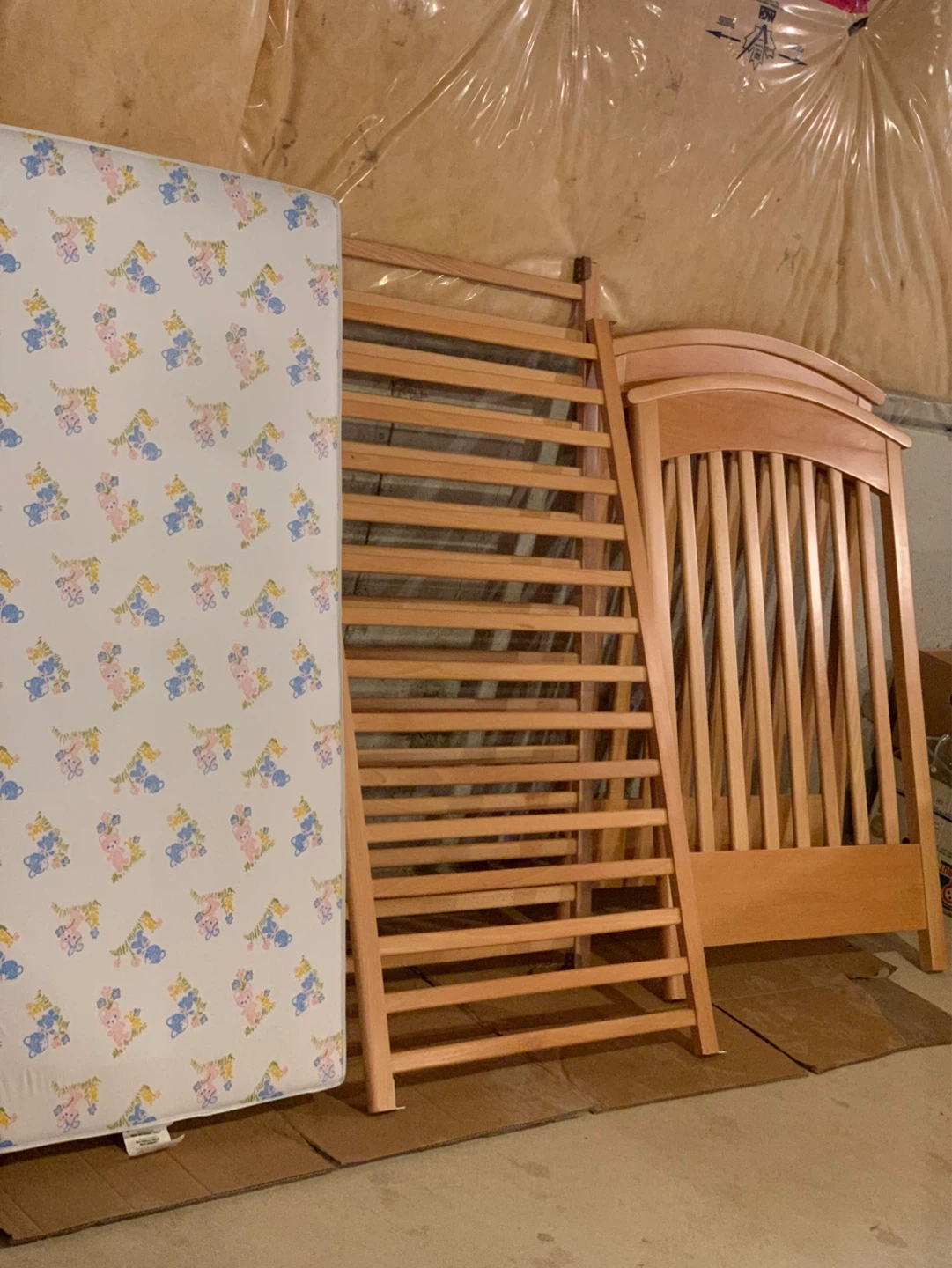 Wooden Crib Bed Frame with Mattress - photo 3