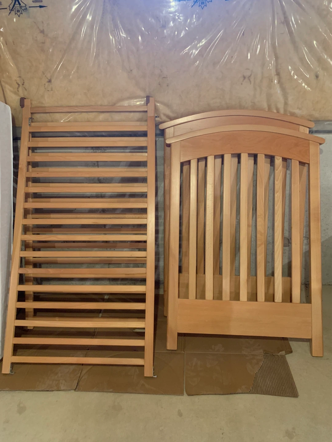 Wooden Crib Bed Frame with Mattress - photo 4