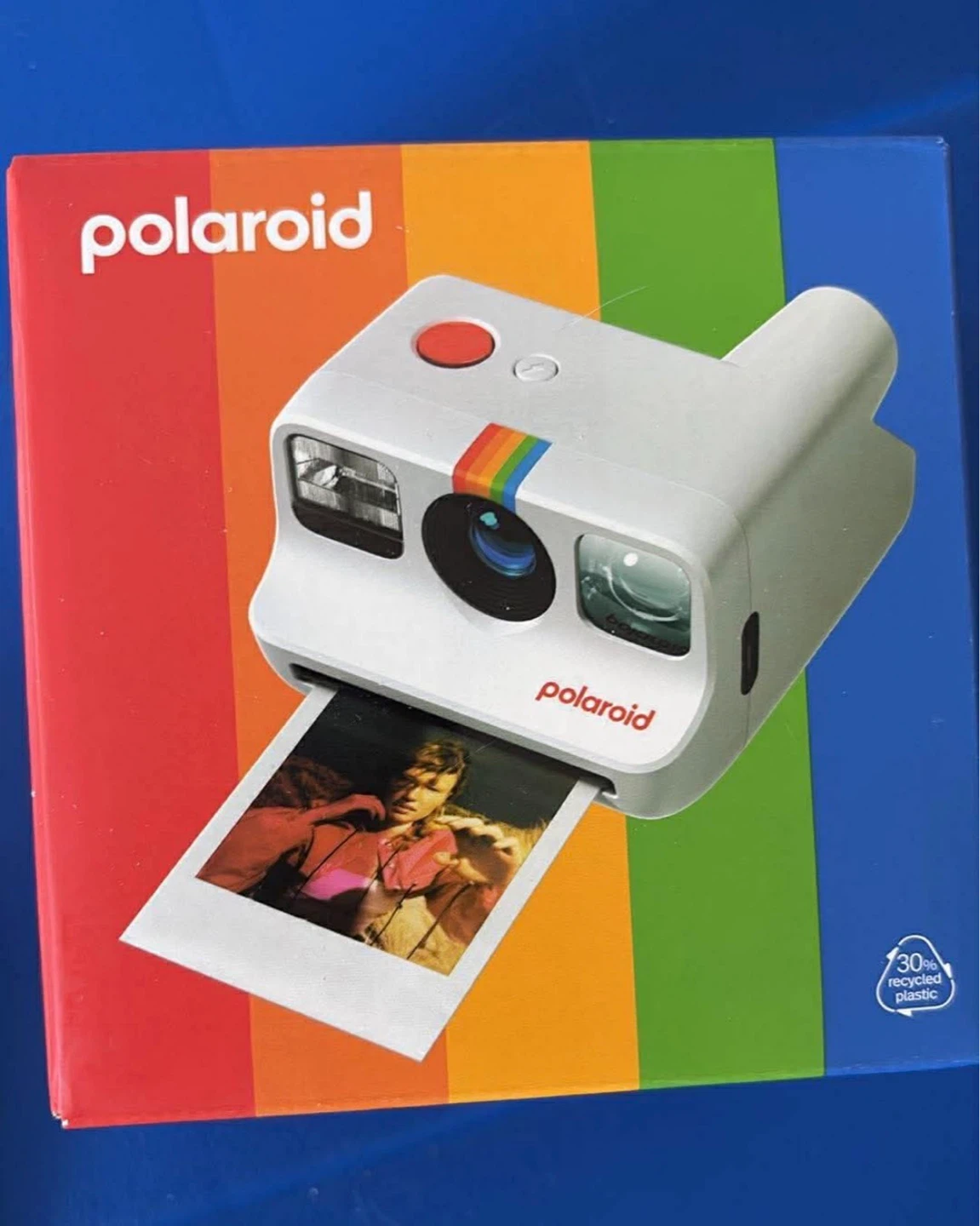 Polaroid Color Film go gen 2 camera with 2 x 16 Instant Photos - photo 2
