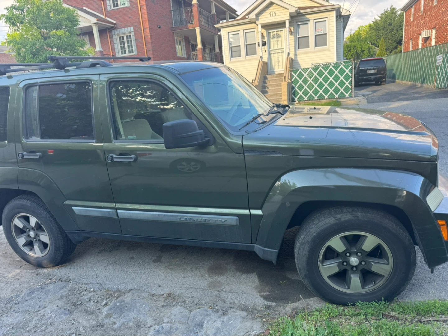 2008 Jeep Liberty SUV - photo 4