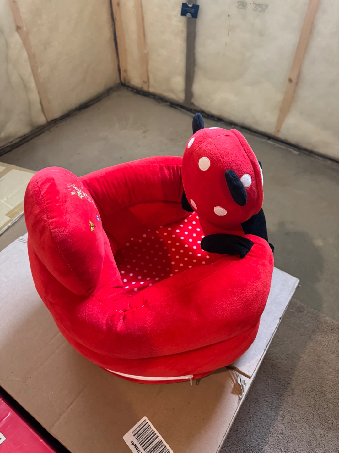 Red Panda Plush Baby Support Seat - photo 3