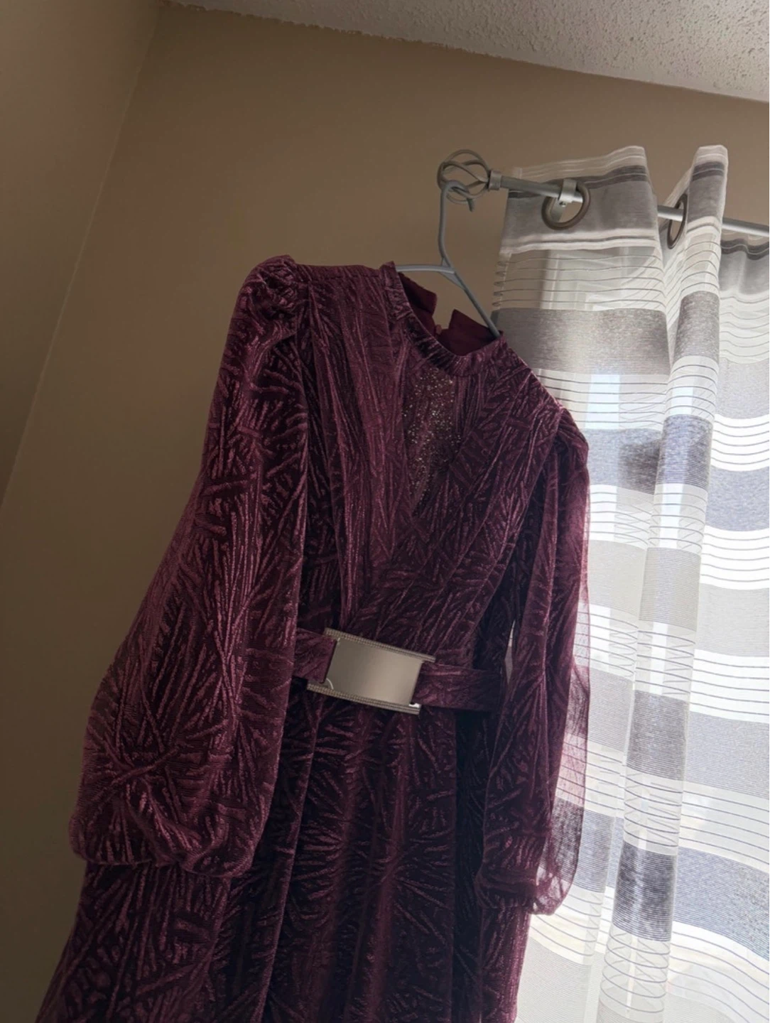 Burgundy Velvet Dress with Belt - photo 2