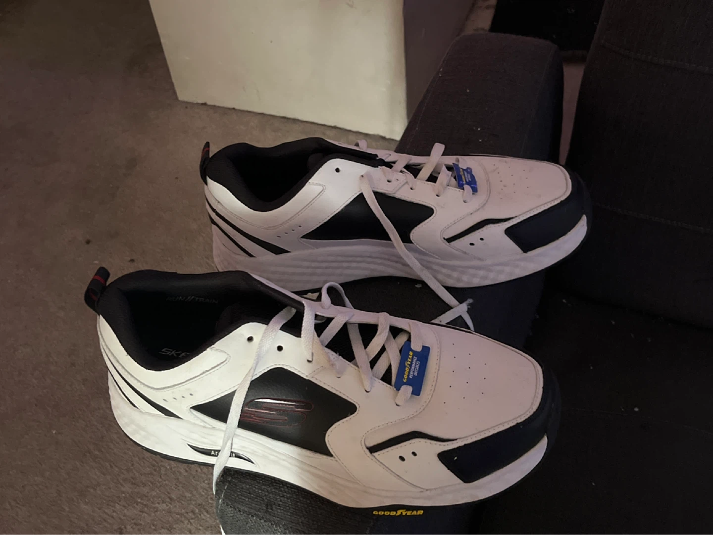 Sketchers running shoes barley used