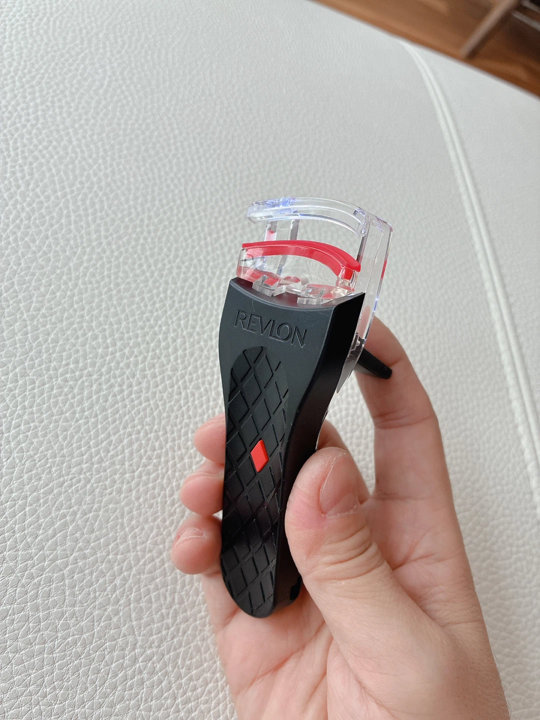 Revlon Eyelash Curler with light - photo 4