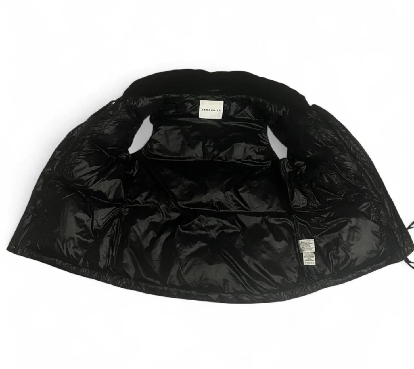 COMMUNITY Black Puffer Vest - XS - photo 3