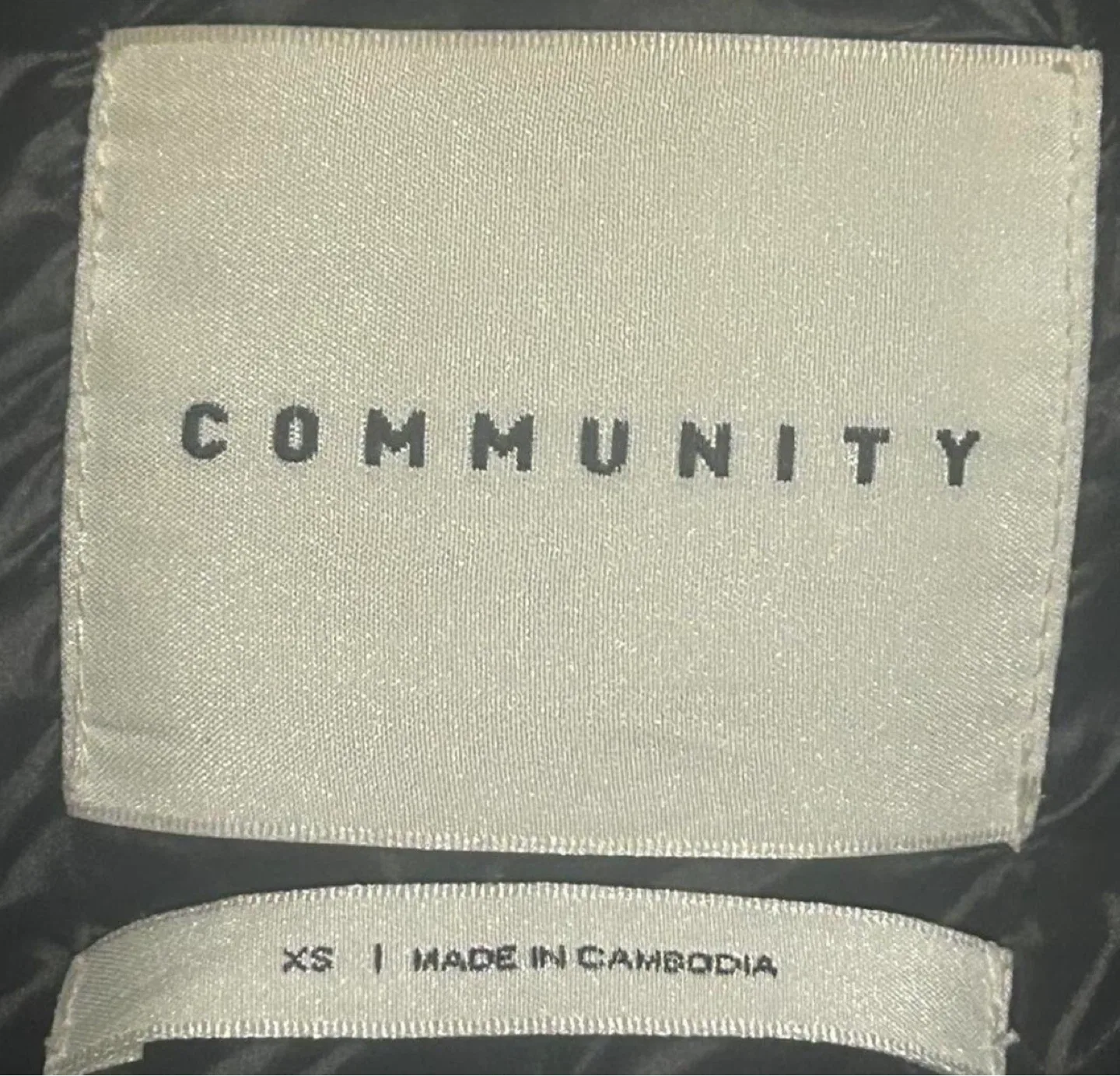 COMMUNITY Black Puffer Vest - XS - photo 4