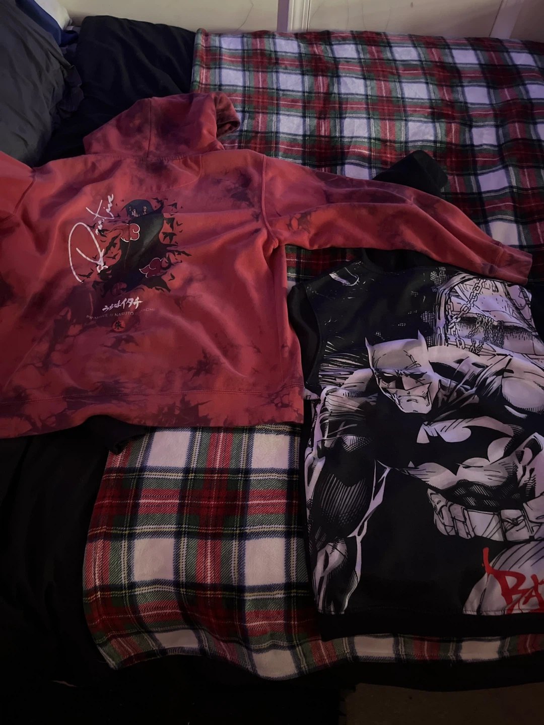 Naruto Akatsuki Red Tie-Dye Hoodie & Batman T-Shirt