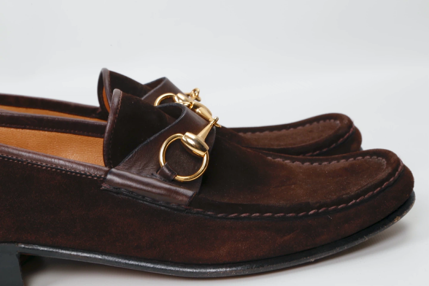 Vintage Gucci Brown Suede Loafers with Gold Horsebit Detail - photo 5