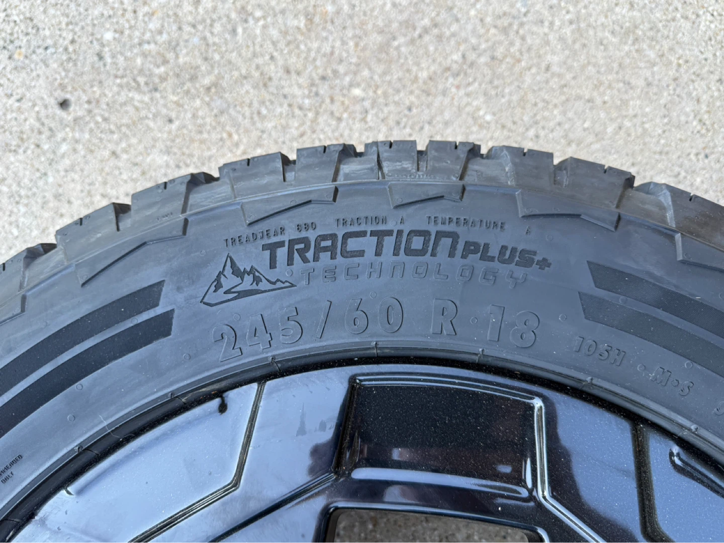 Continental TerrainContact A/T Tire 245/60R18 - photo 2