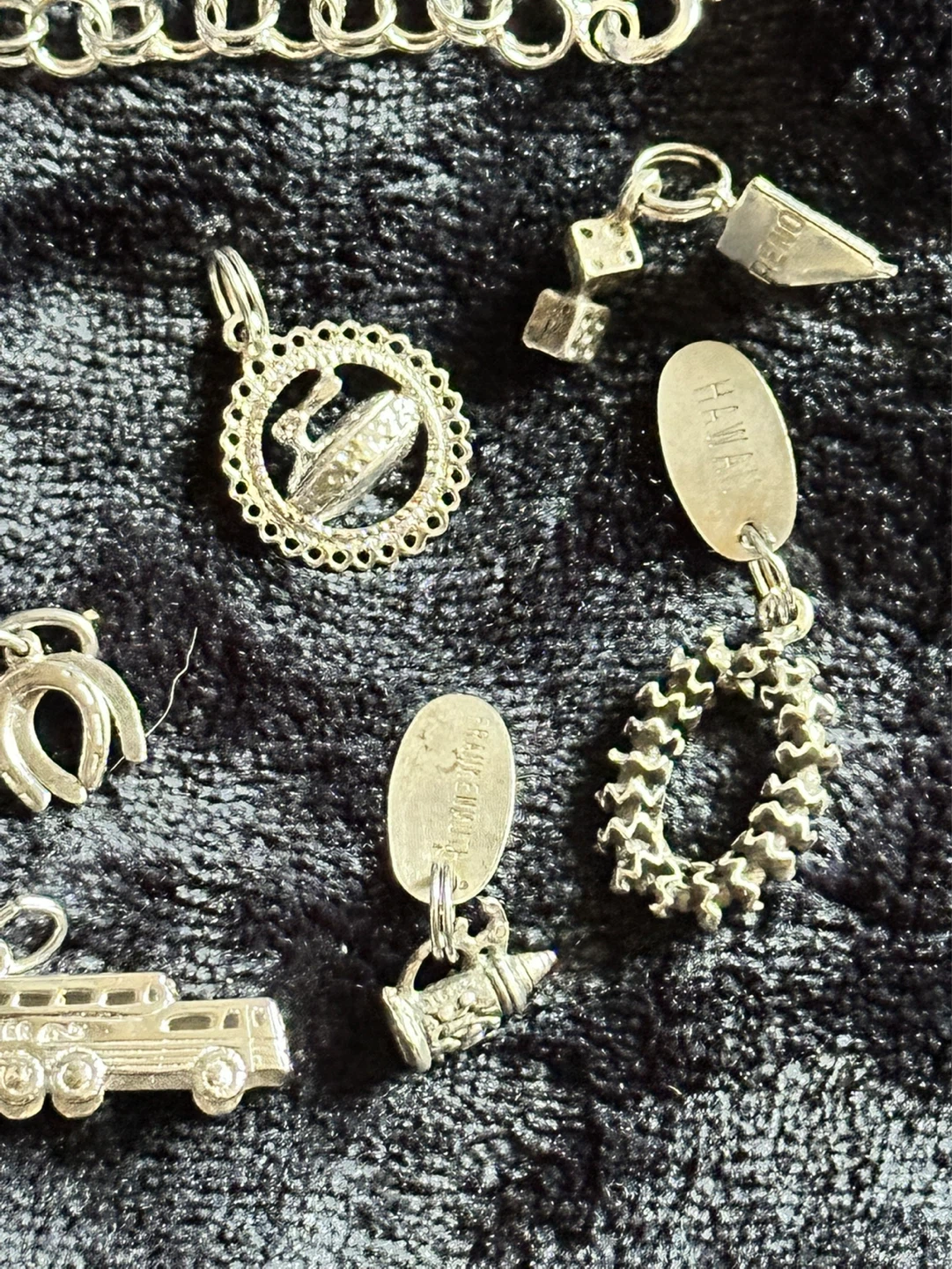 Vintage Sterling charms bracelet $25 each 3 for $60 - photo 2