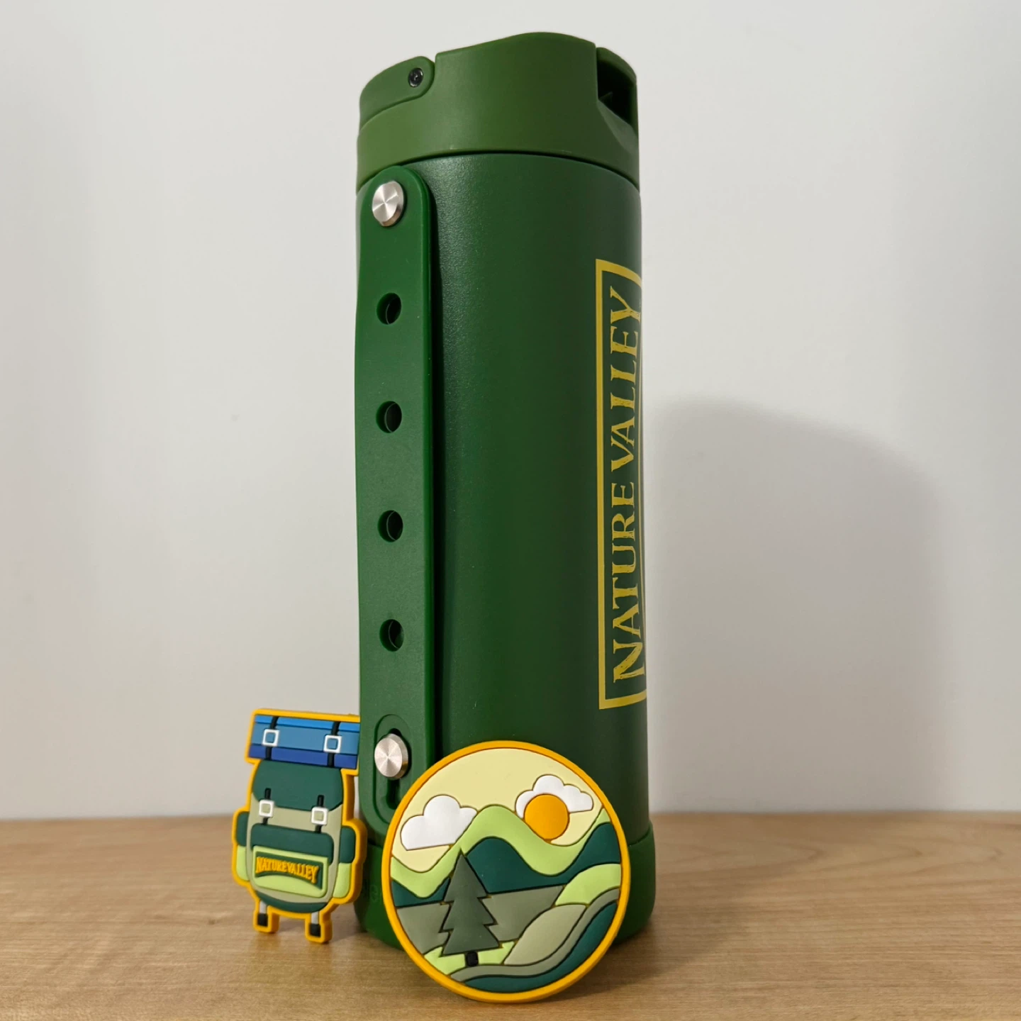 Elemental 14oz Insulated Bottle with Straw & Charms - Never Used - photo 5