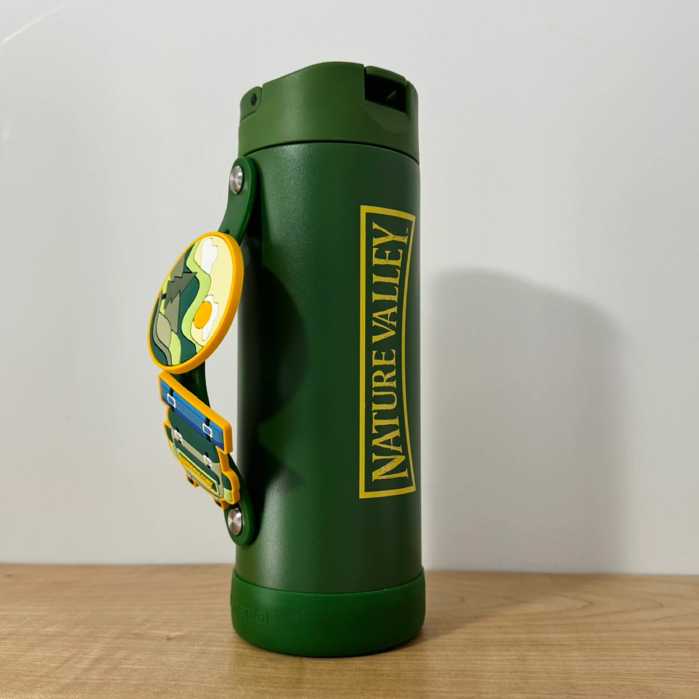 Elemental 14oz Insulated Bottle with Straw & Charms - Never Used - photo 3