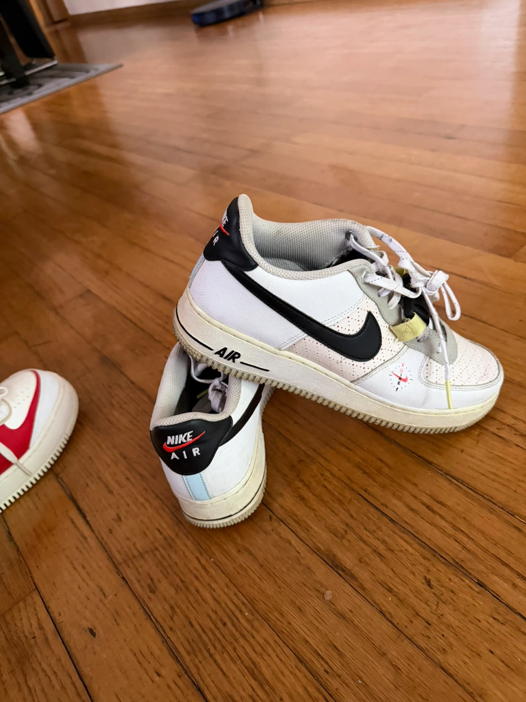 Nike shoes - photo 2
