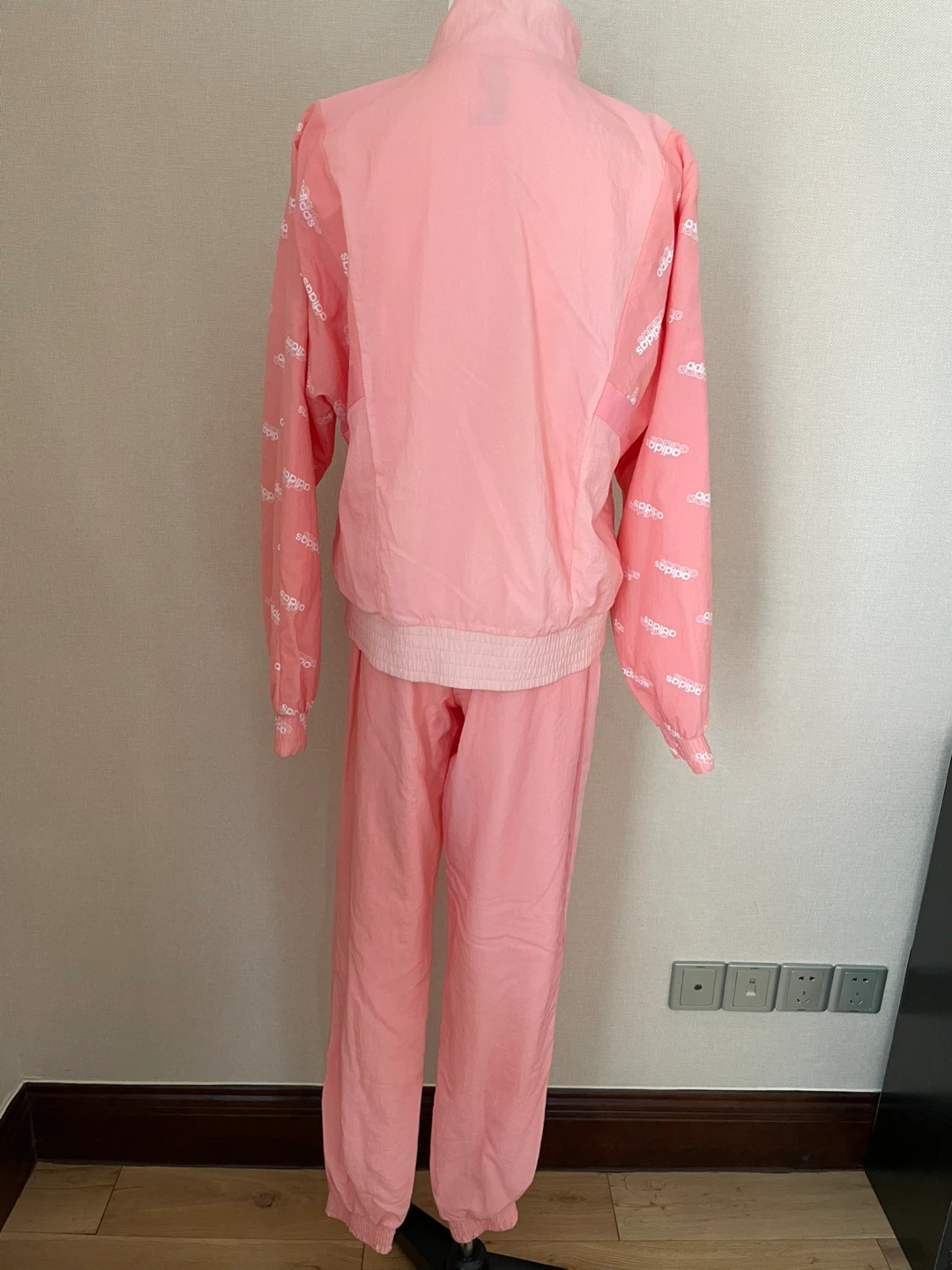 Adidas Pink Tracksuit Set - Size XS - photo 4