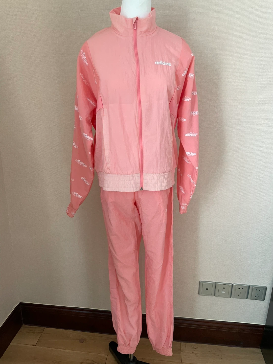 Adidas Pink Tracksuit Set - Size XS - photo 2