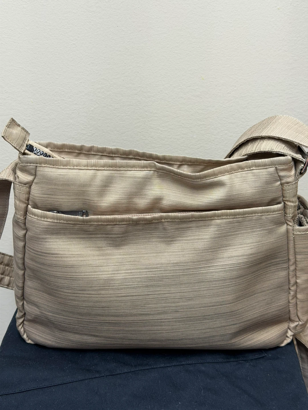 Lug’s Gold Shimmy Crossbody Bag - photo 4