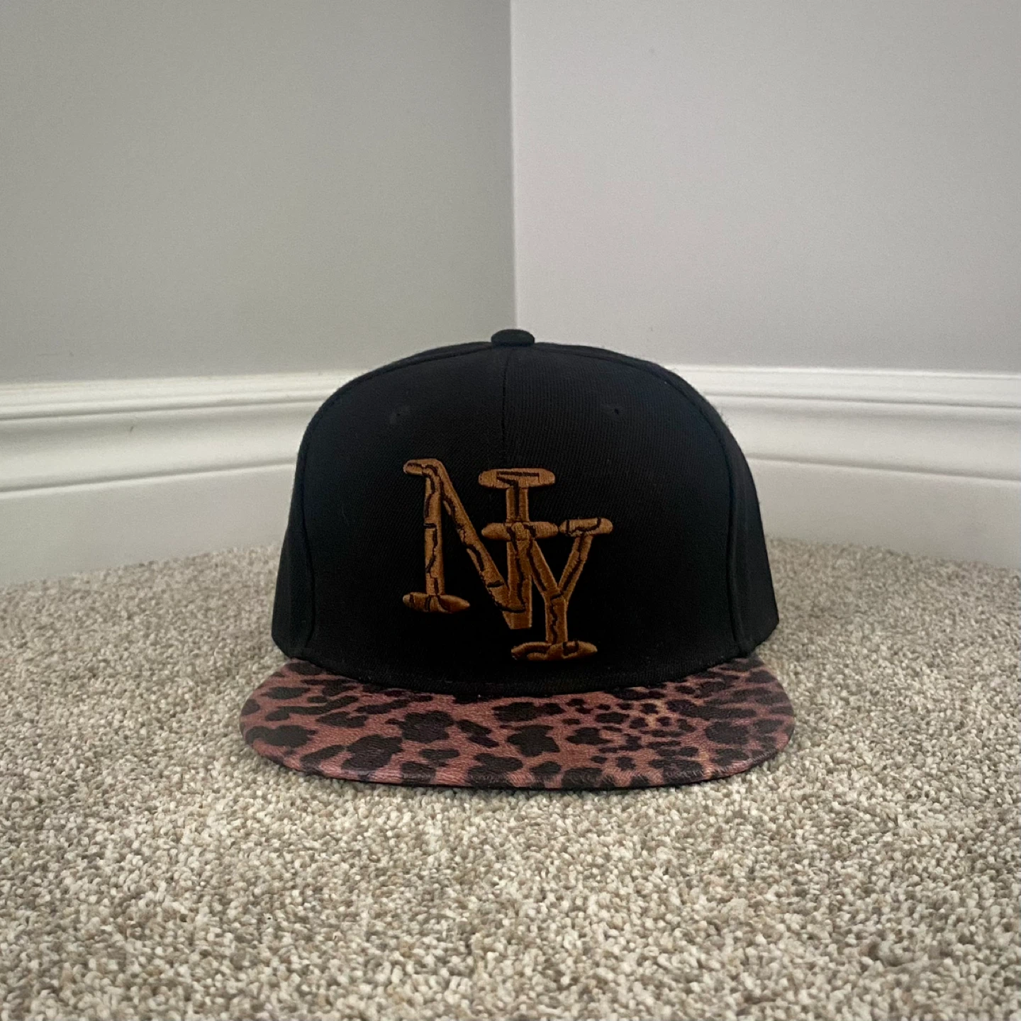 New York "NY" Snapback Hat with Leopard Print Brim