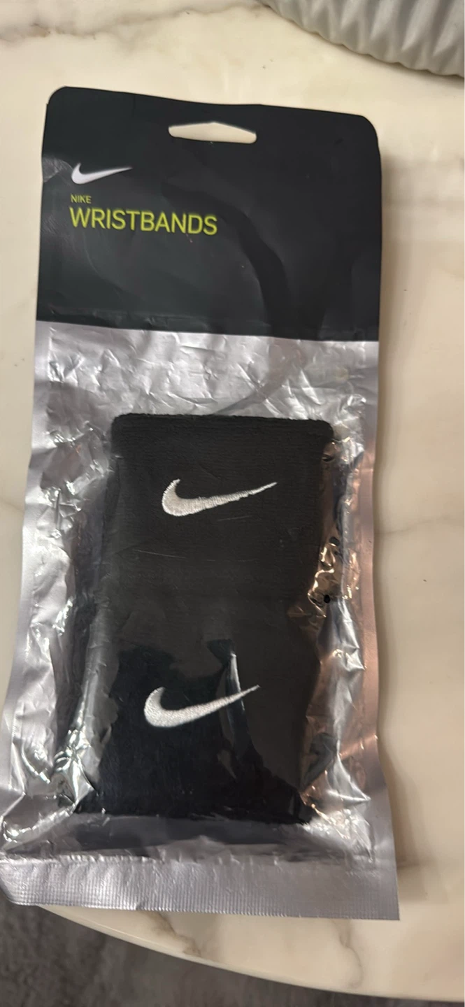 Nike Wristbands - Red, Black, White (3 Pairs) - photo 3