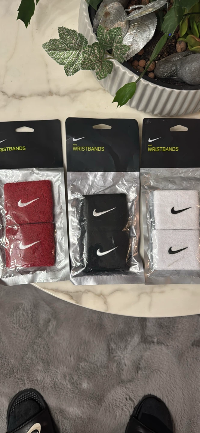 Nike Wristbands - Red, Black, White (3 Pairs)