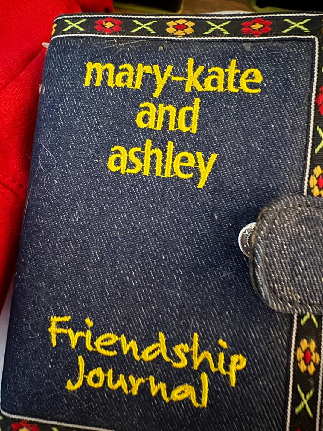 Mary-Kate and Ashley Friendship Journal
