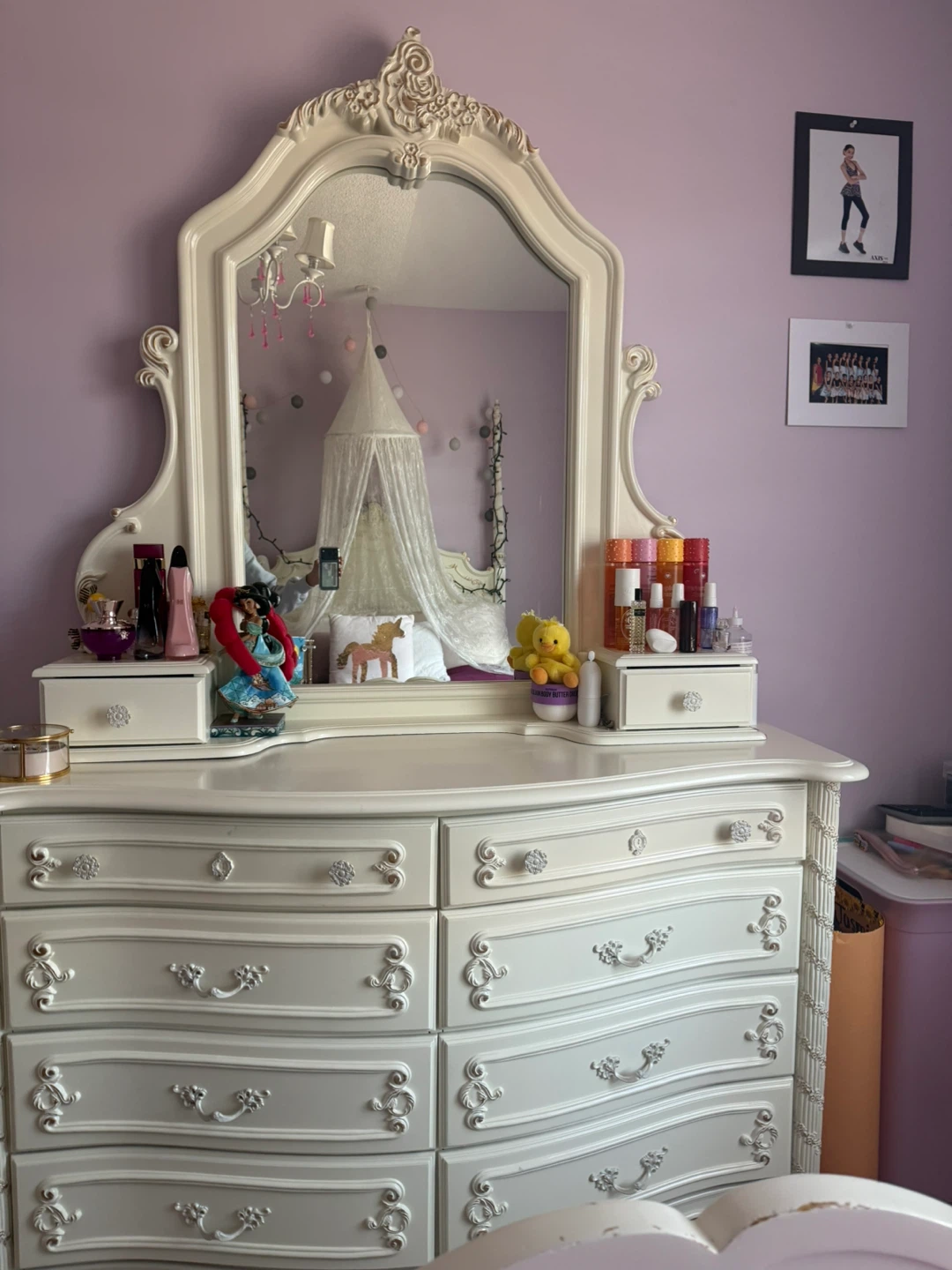 Ornate white French provincial bed set - photo 4