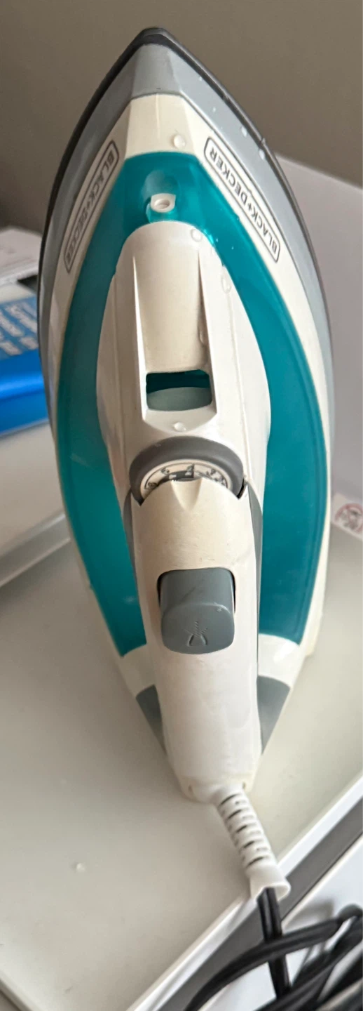 Black+Decker Steam Iron