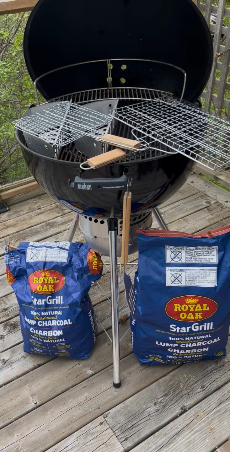 Weber Master-Touch Charcoal Kettle Grill - photo 2