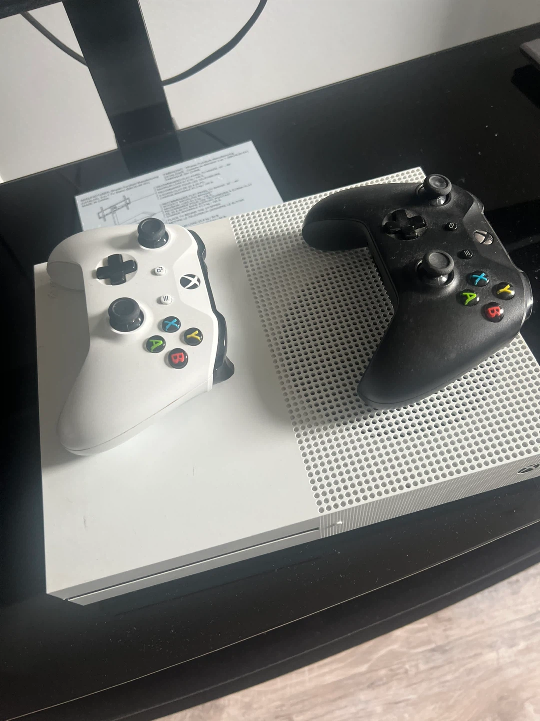 Xbox 1 and controllers - photo 2