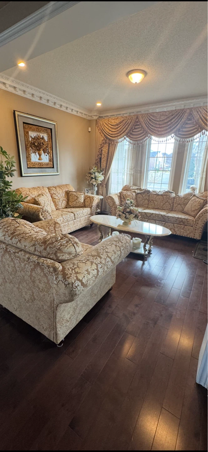 Ornate Sofa Set
