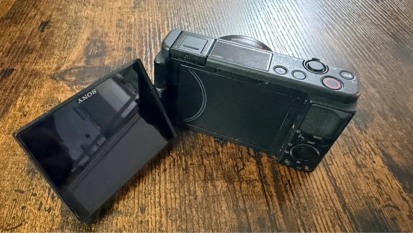 Sony ZV-1 Digital Camera with Zeiss Lens - photo 4