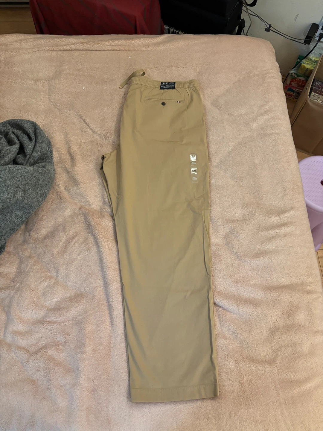 Tommy Hilfiger Men's Elastic Waist Chino Pants Tan Size XXL