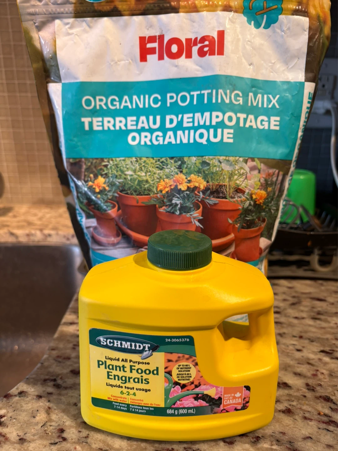 Free soil and plant food
