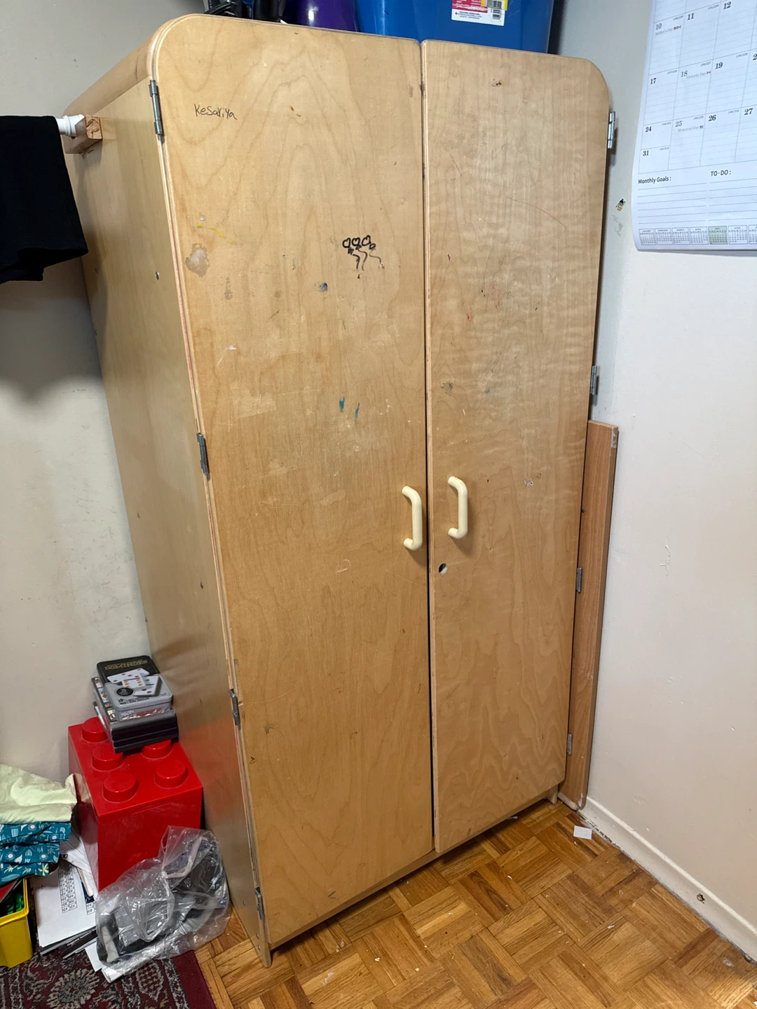 Kids' Wooden Wardrobe / Cabinet