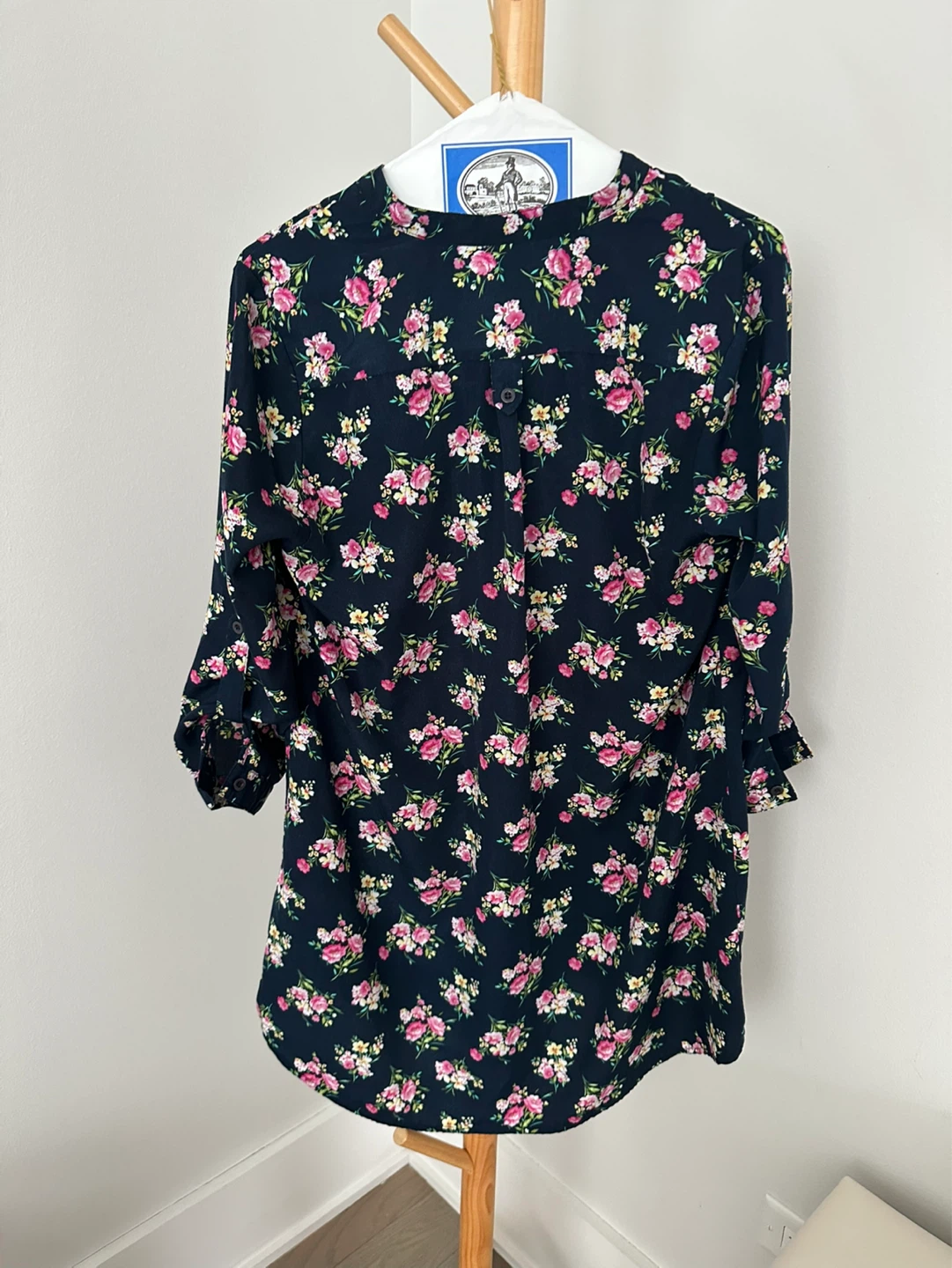 LOVE TREE Floral Button-Up Blouse - Navy Blue - Size Large - photo 2