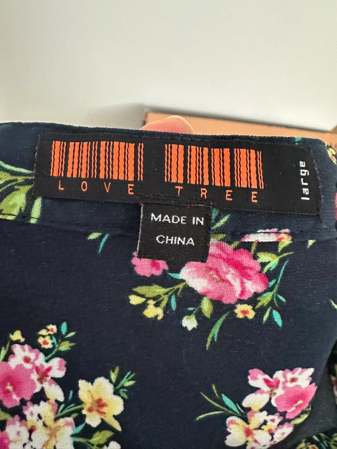 LOVE TREE Floral Button-Up Blouse - Navy Blue - Size Large - photo 3
