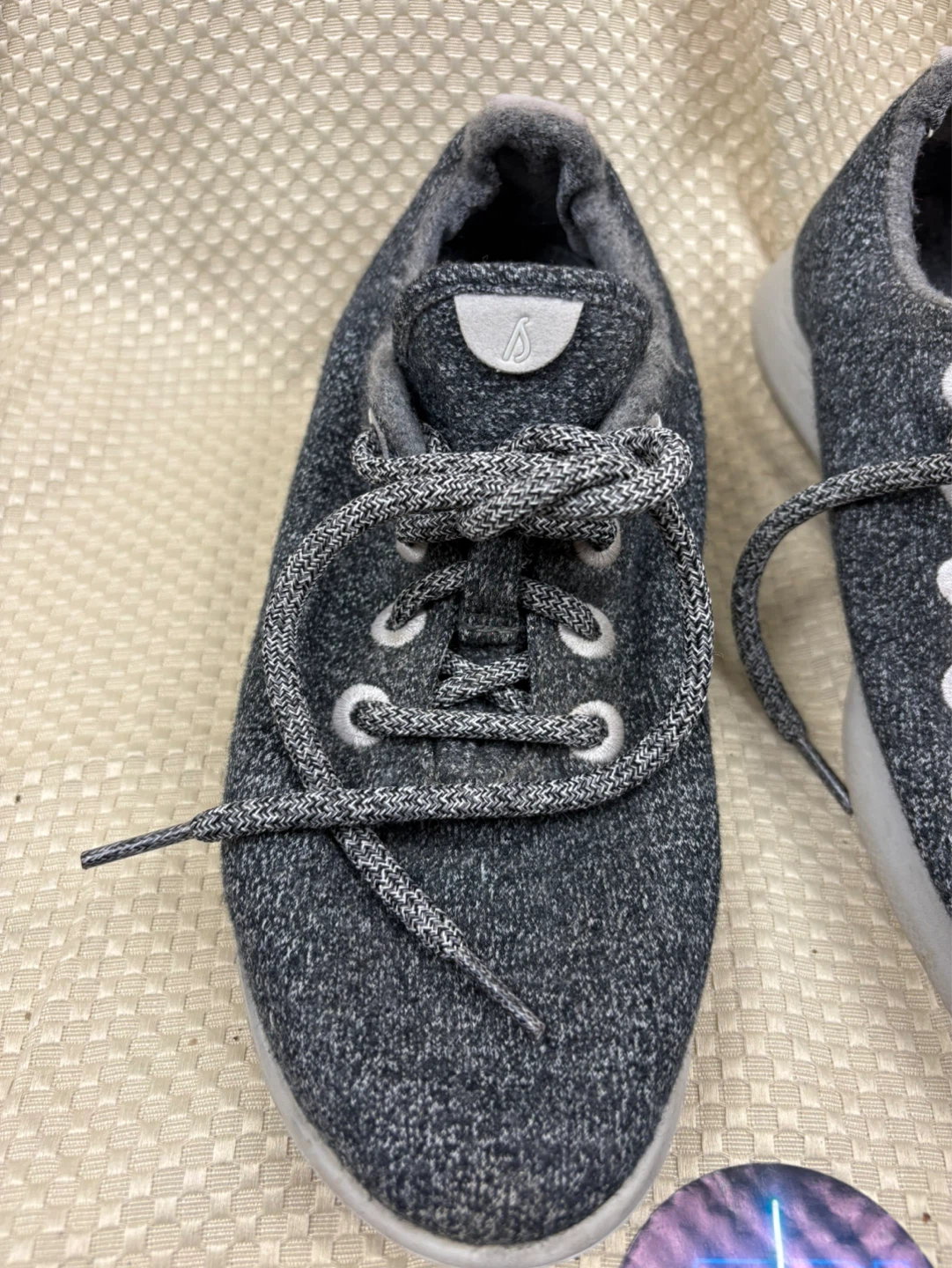 Allbirds Wool Runners Grey Sneakers size 7 - photo 2