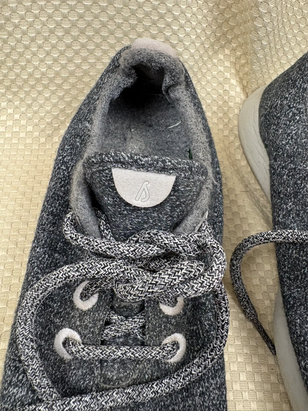 Allbirds Wool Runners Grey Sneakers size 7 - photo 5