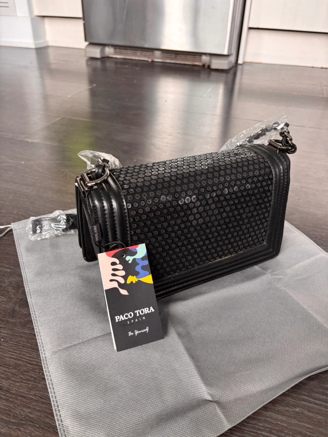 Paco Tora Black Sequin Flap Bag - photo 2