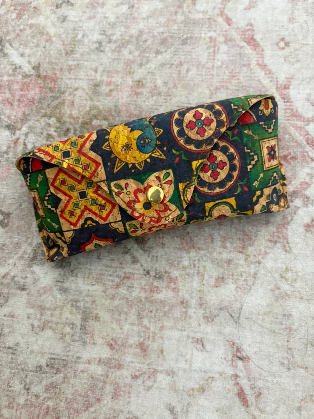 Colourful cork glasses case