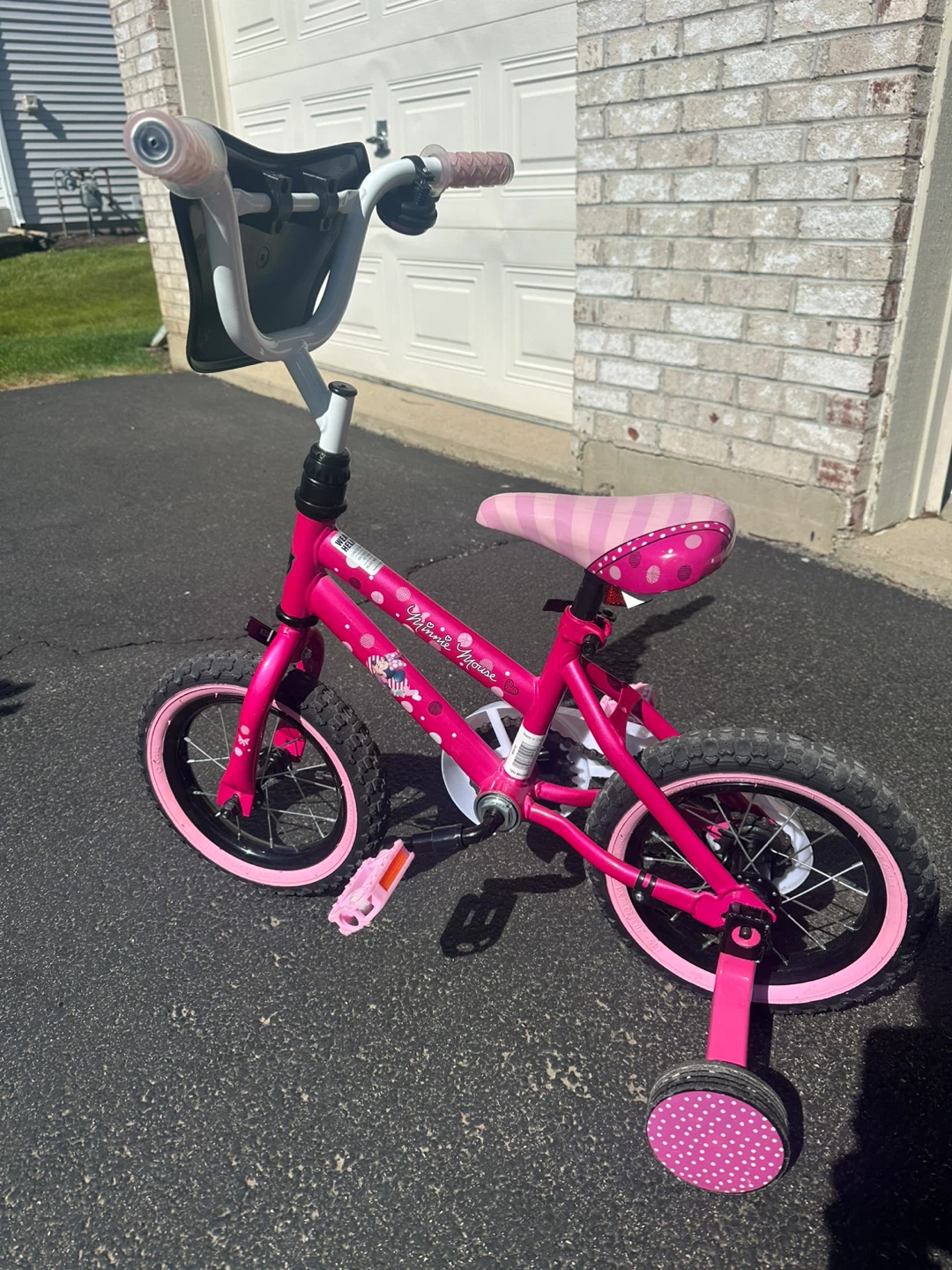 Kids Pink Minnie Mouse Bicycle with Training Wheels - photo 2